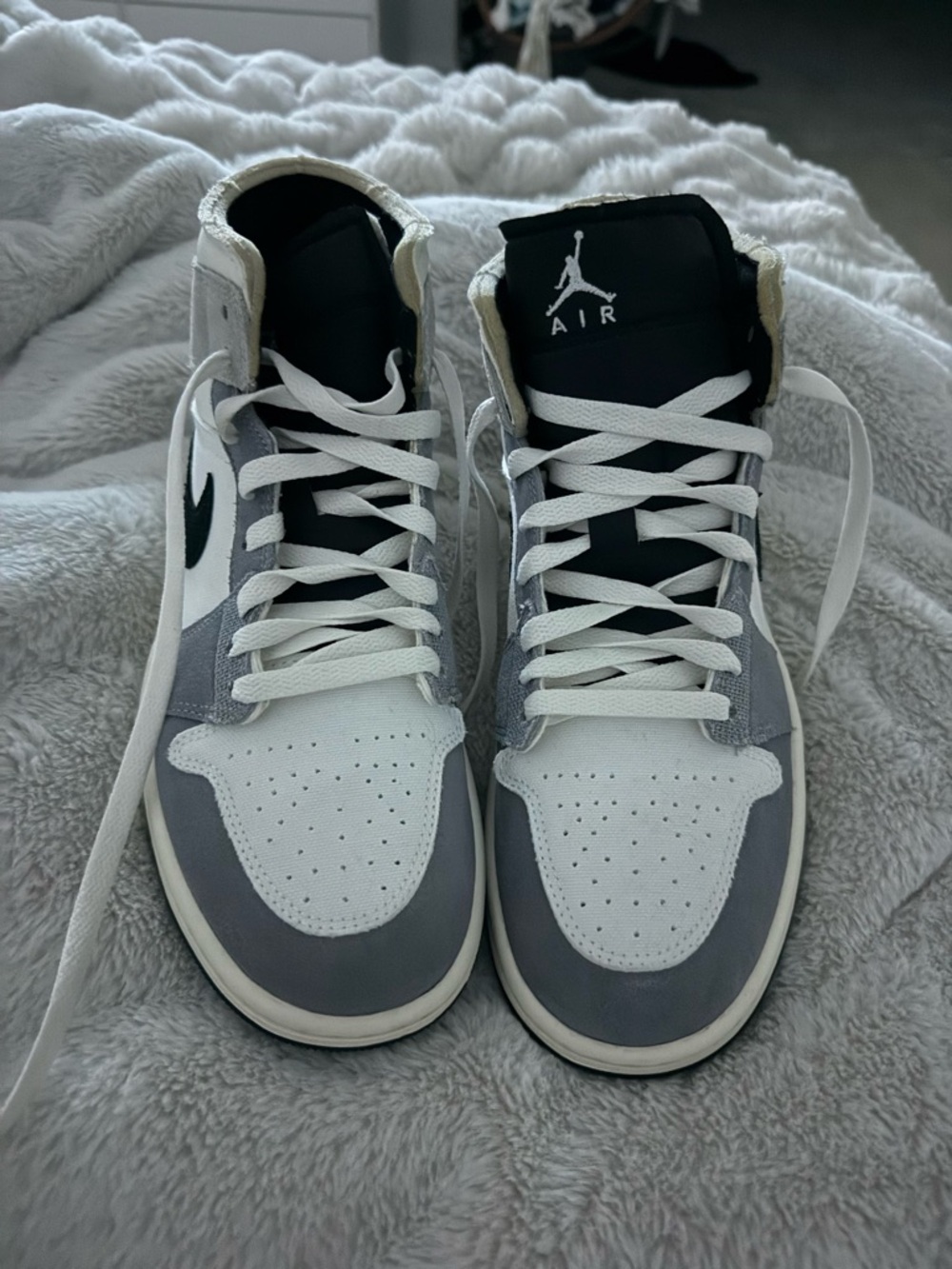 Nike Air Jordan 1 High White, Gray, Black